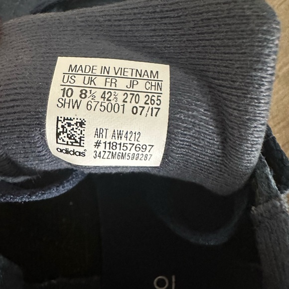 Adidas Shoes - Picture 5 of 5